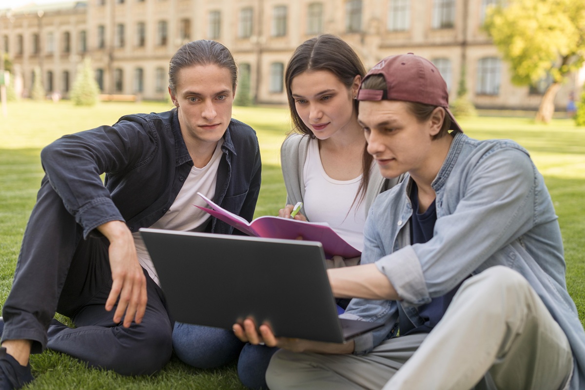 Zašto je rani upis na studije u inostranstvu vaša najpametnija odluka